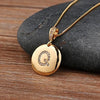 gold initial letter Q pendant necklace