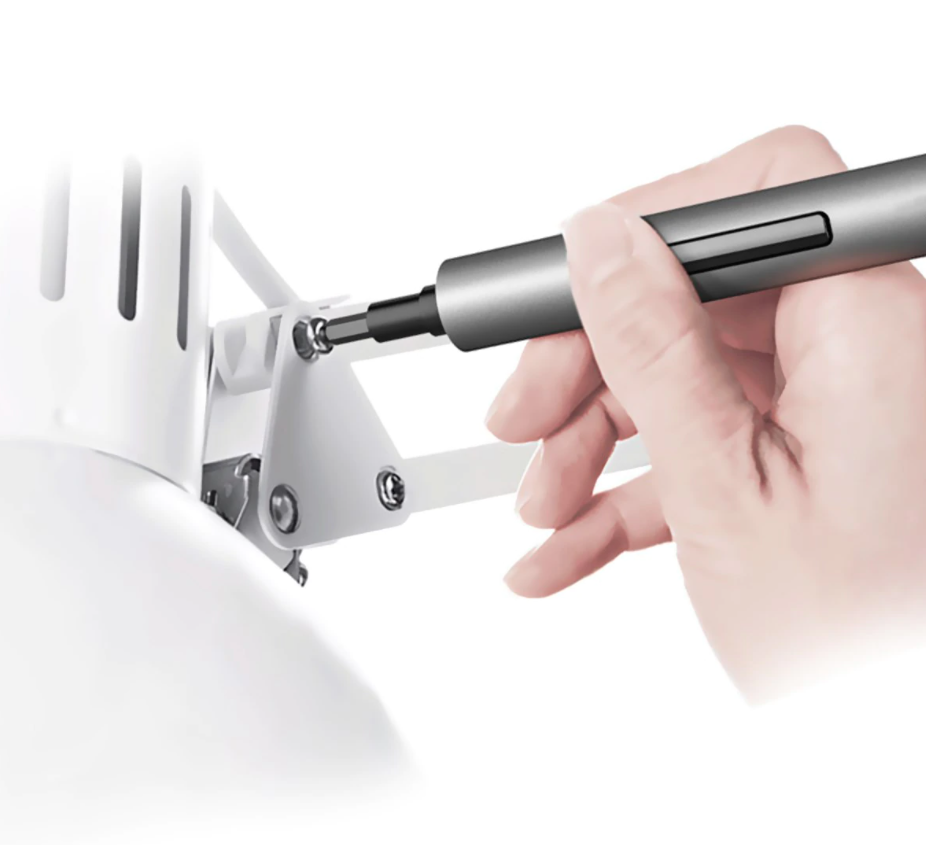 hand holding an electric screwdriver 